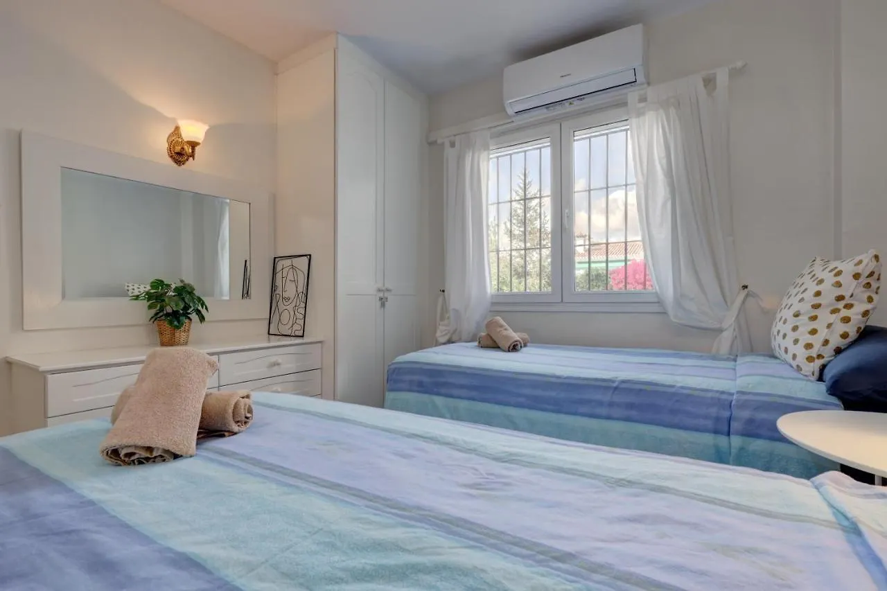 2 Bed Apartment W/Pool Close To Beach + Amenities Sitio de Calahonda 0*,
